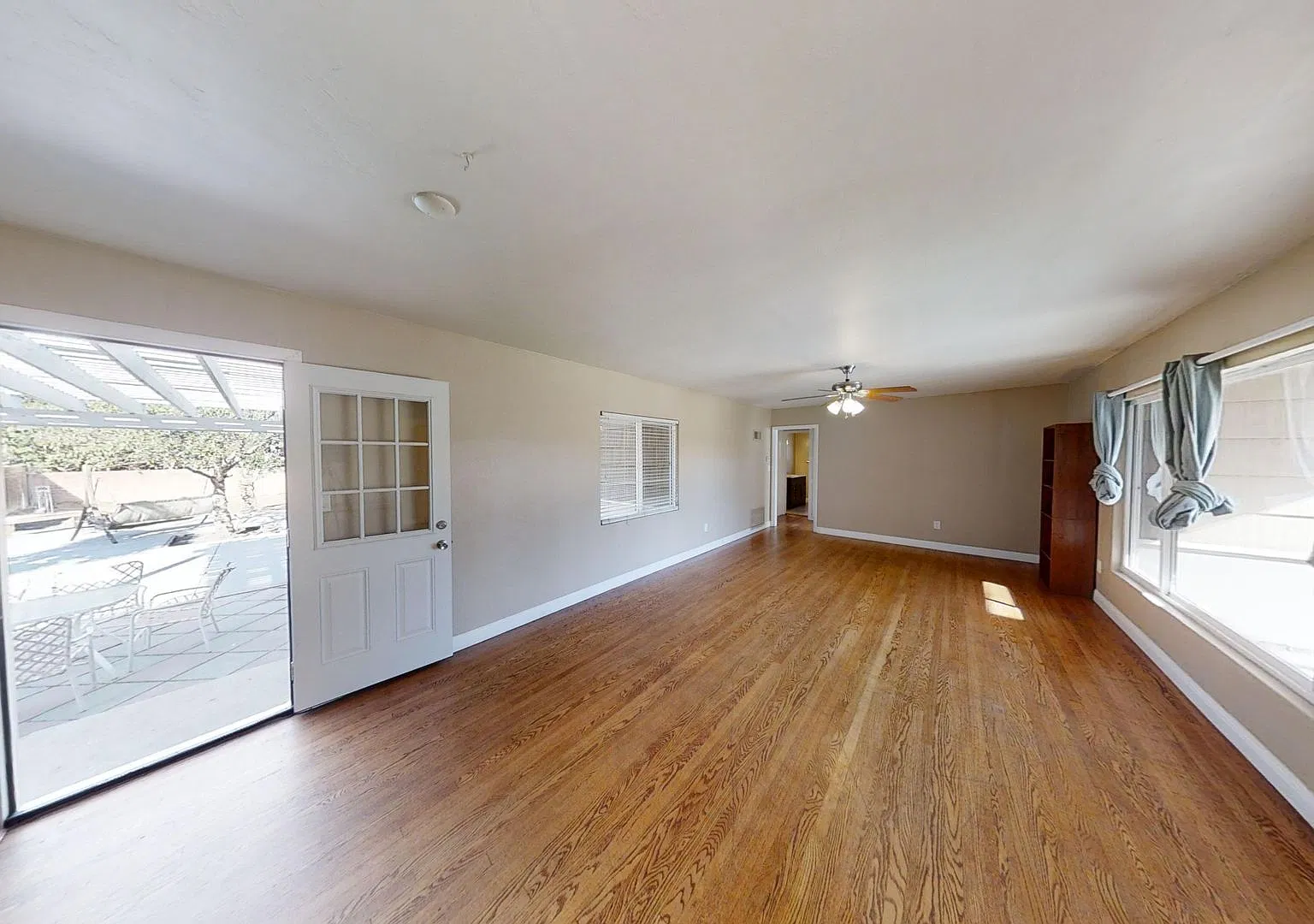 Prime SDSU Location — Photo 4
