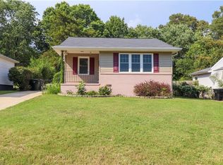 227 Albany St, Burlington, NC 27215