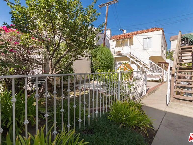 10771 Massachusetts Ave — Photo 9
