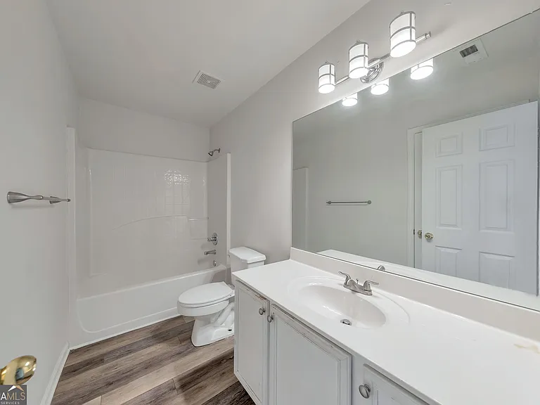 196 Highland Falls Dr — Photo 8