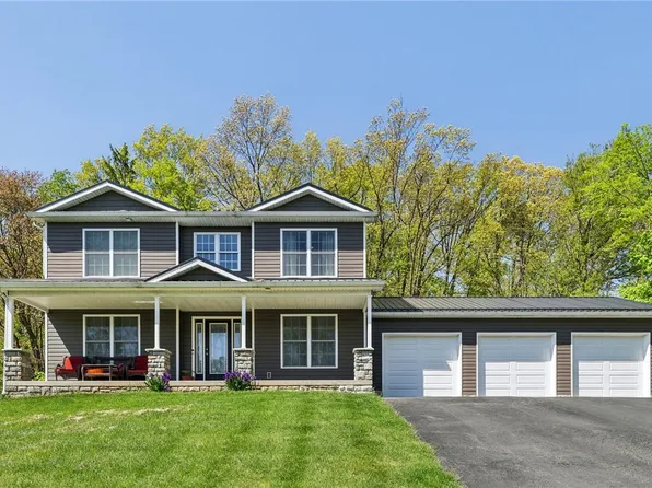 103 McLanahan Dr, Beaver Falls, PA 15010