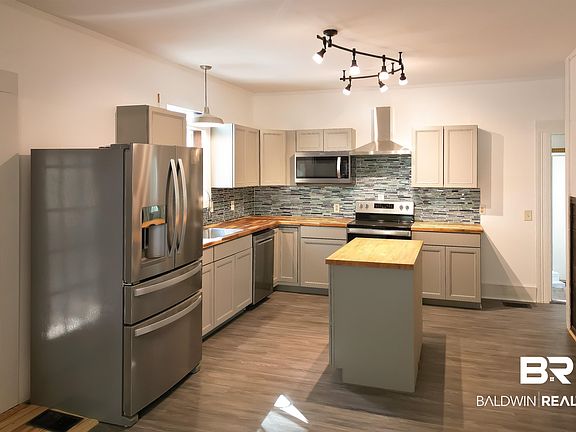 4th image of 73 Liberty St