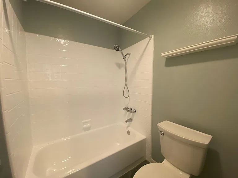 3162 Darby St #210 — Photo 11