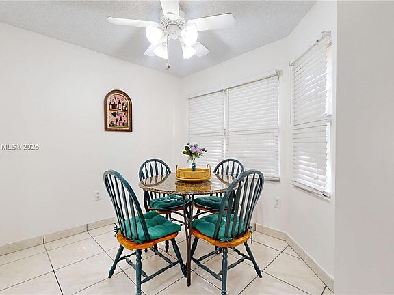 5th image of 550 SW 137th Ave APT 104L