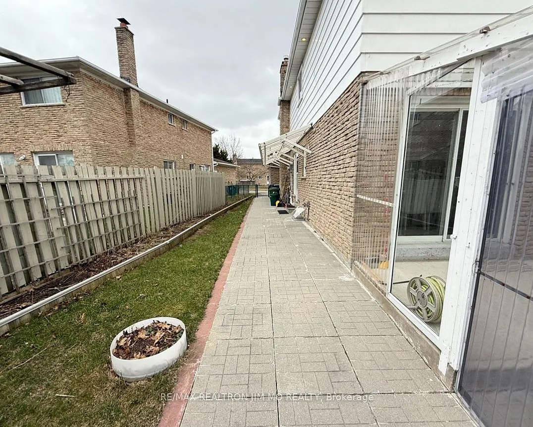 2 bed, $1,500 — Photo 2