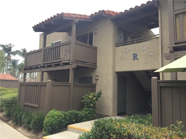 1345 Cabrillo Park Dr, Santa Ana, CA 92701