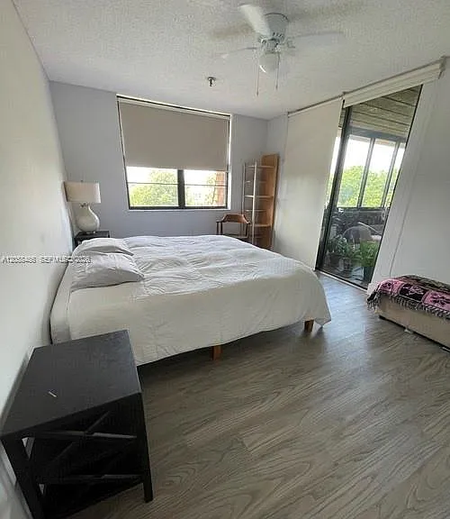 671 NE 195th St #404E — Photo 7