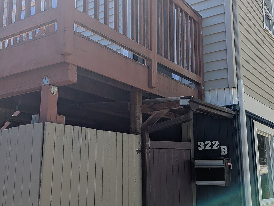 1st image of 322 23rd Ave E Unit B