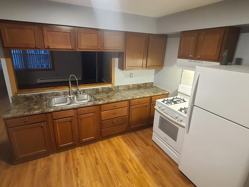 1st image of 2319 Lewis Ave APT 3