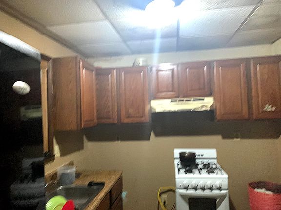 4th image of 151-153 Toby Springs Ln