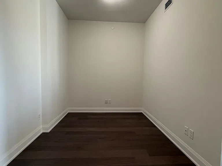 25 Fontenay Ct #801 — Photo 8