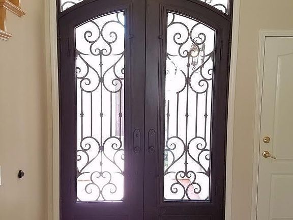 3rd image of 5321 Via Dolores