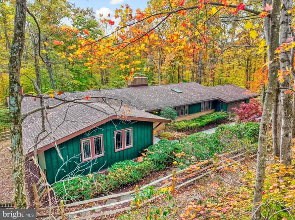 6812 Glencove Dr, Clifton, VA 20124