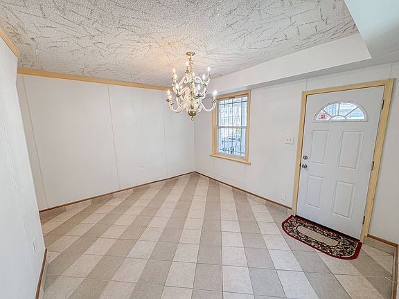 2nd image of 1104 Adriatic Ave