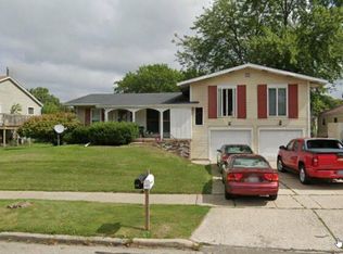2817 Stoneleigh Dr #2, Lansing, MI 48910