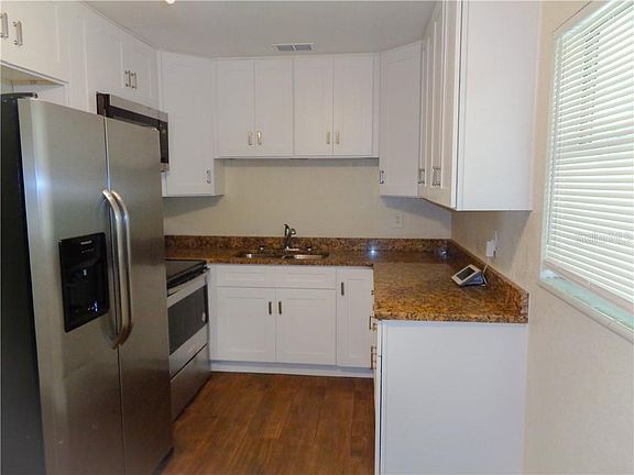 3rd image of 2101 Carroll Pl