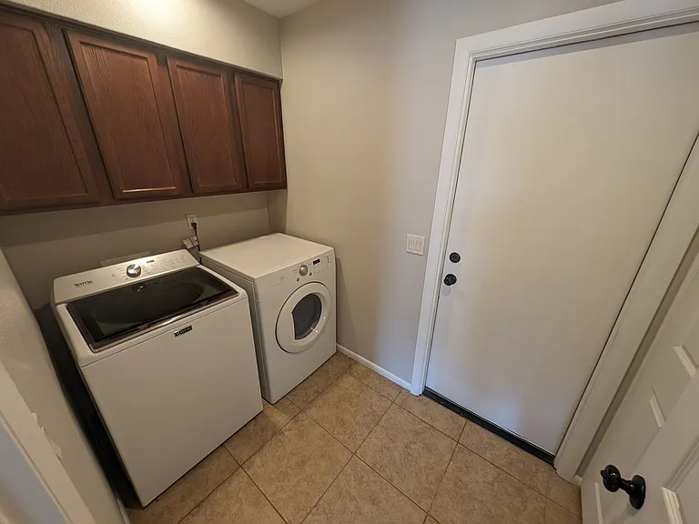 2431 W Plata Ave — Photo 32