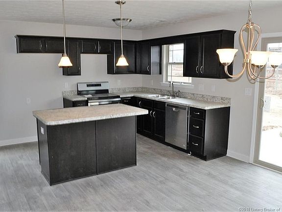 4th image of 8611 Oak Valley Dr Lot 124