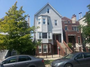 3040 N Greenview Ave APT 3F, Chicago, IL 60657