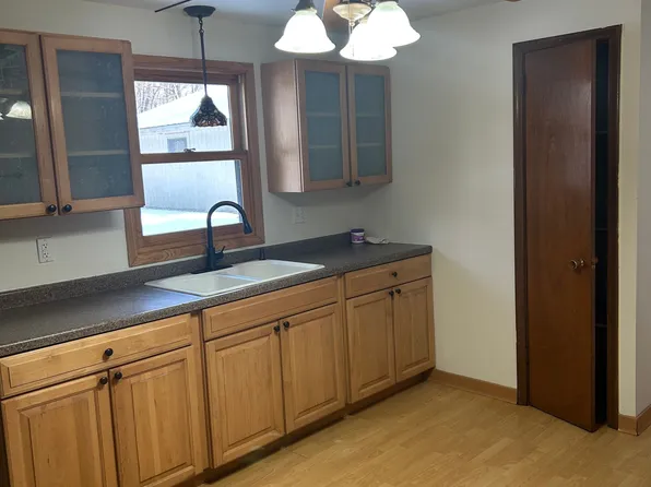 (undisclosed Address), Maple Grove, MN 55311