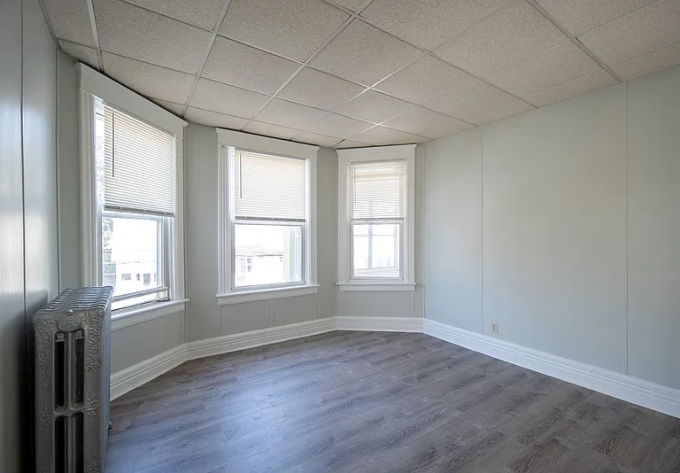 11 King Ave #2 — Photo 9