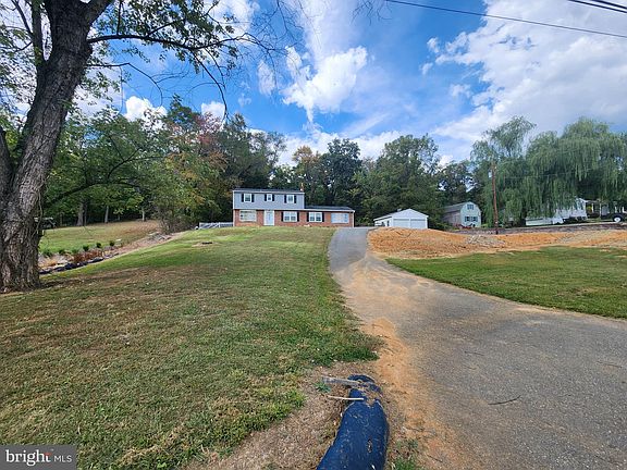 2nd image of 609 Mountain St