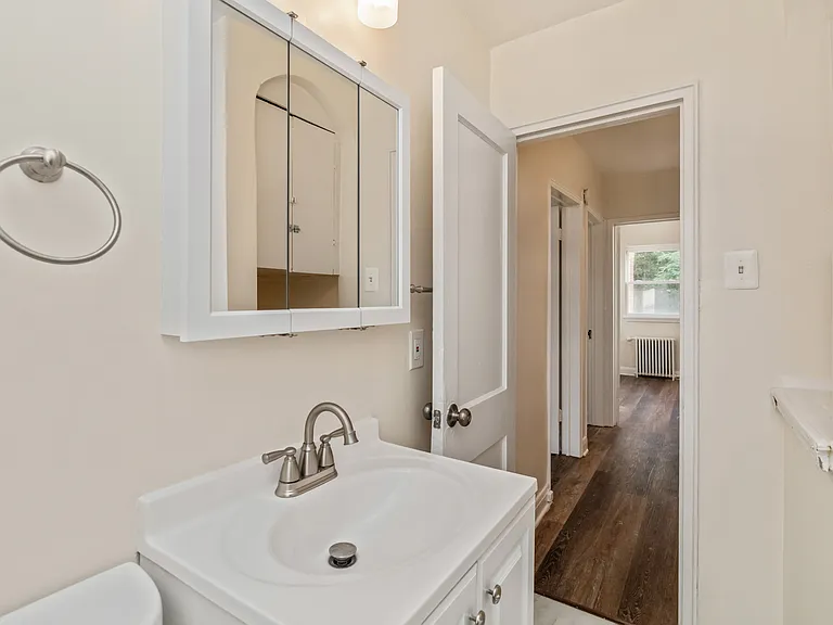 2915 Oakford Ave — Photo 12