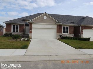 49370 Chapel Hill Dr UNIT 63, Shelby Township, MI 48315