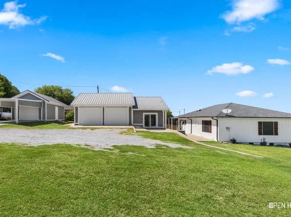 413 Shore Line Dr, Wichita Falls, TX 76308