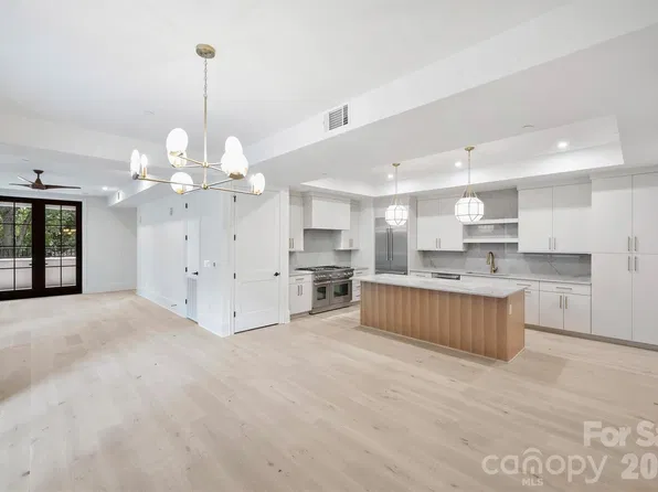 409 Queens Rd #203, Charlotte, NC 28207
