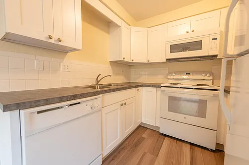 15530 SE East Ave Photo 1