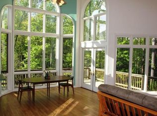 285 Crestridge Dr, Boones Mill, VA 24065