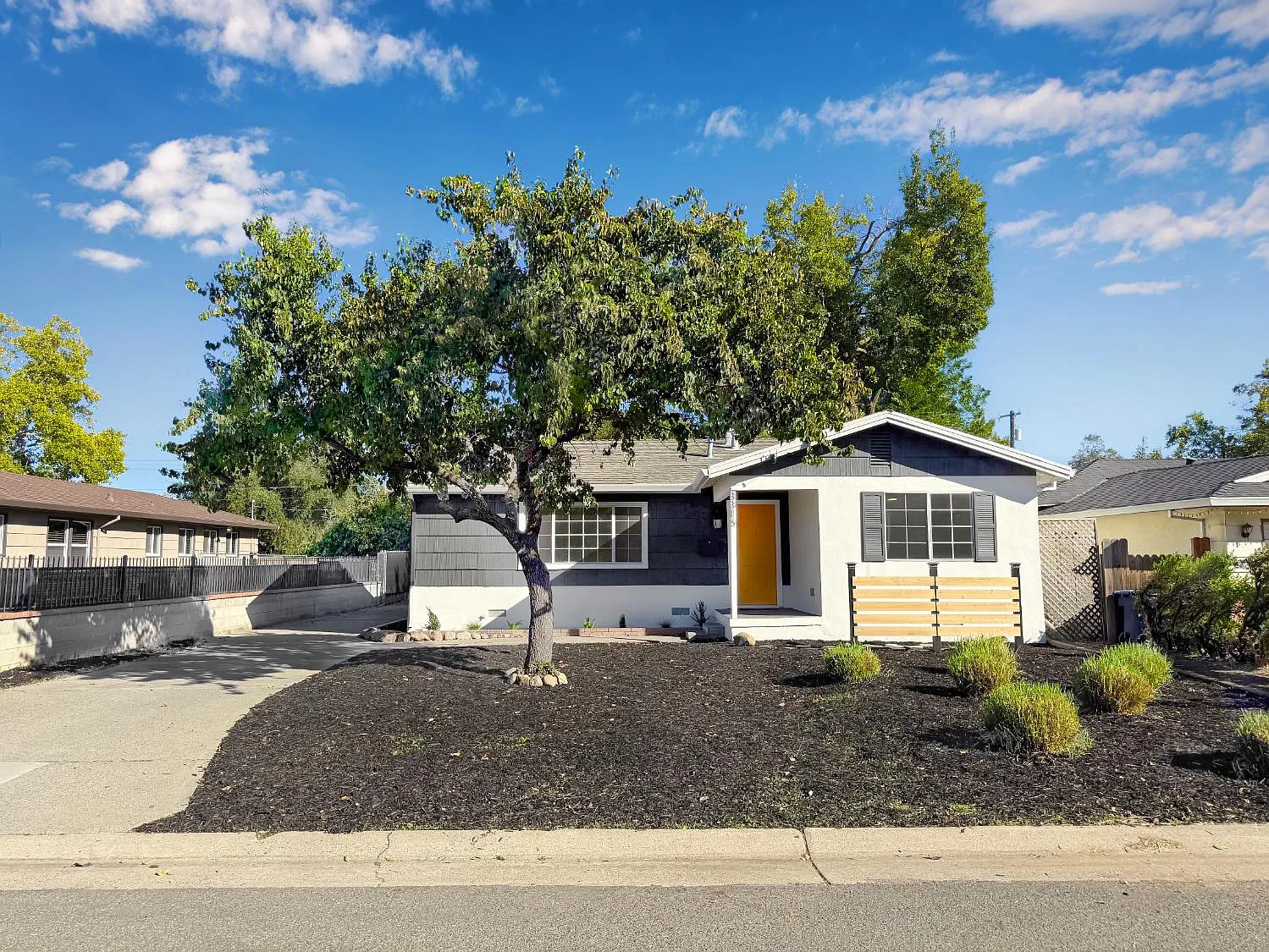 3316 Barcon Way photo 1
