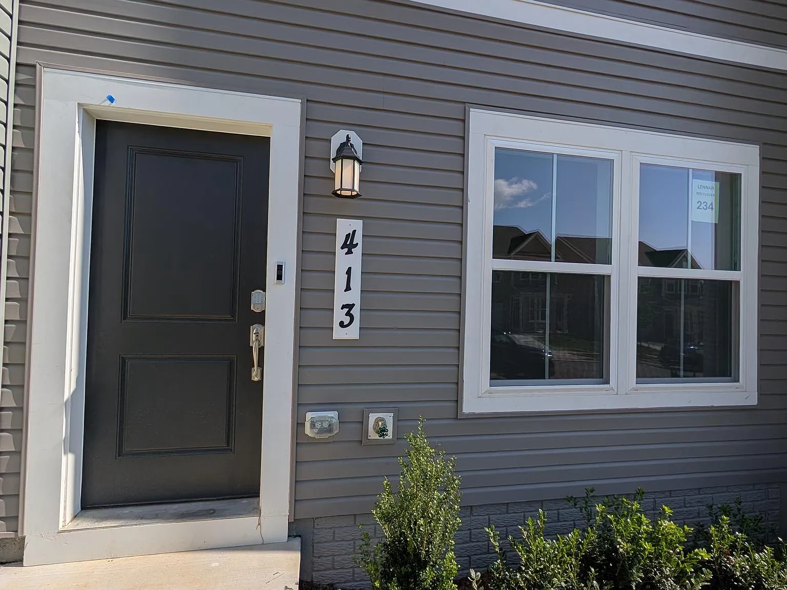 3 bed, 3.5 bath, 1506 sqft, $1,950 — Photo 3