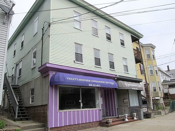 3rd image of 149 Washington St