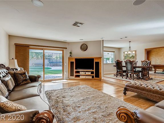 5th image of 1721 Carlos Dr