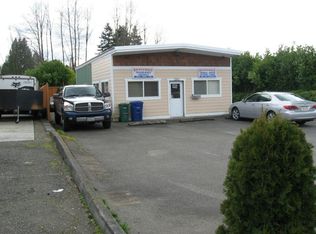 1305 N 30th St, Renton, WA 98056