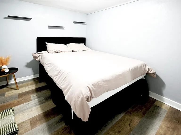 539 Paines Ave NW #3 — Photo 11