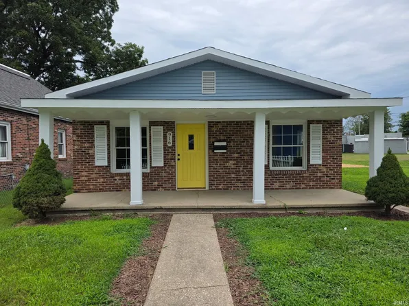 916 N 13th St, Vincennes, IN 47591