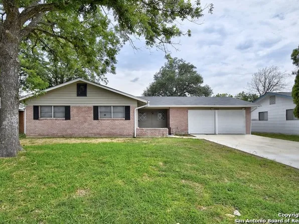 7902 MARBACH RD, San Antonio, TX 78227