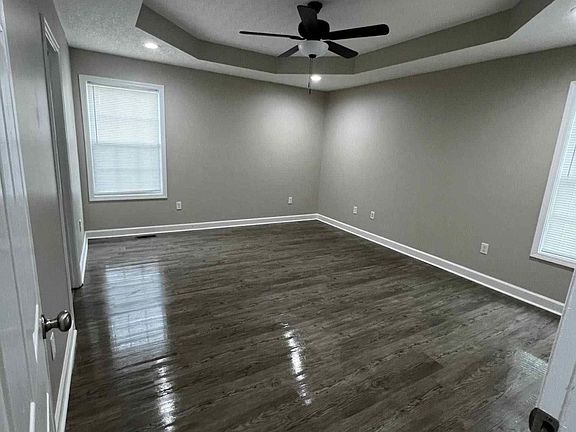 5th image of 637 Moss Creek Ave