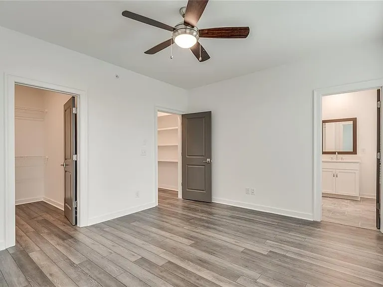 513 Burton Dr #808 — Photo 9