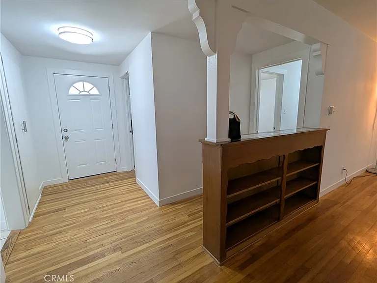 6829 McLennan Ave — Photo 9