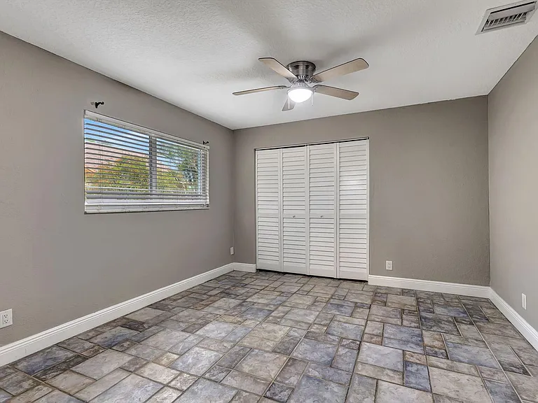 1402 Cormorant Rd #1402 — Photo 14