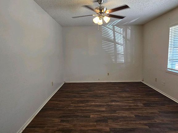 4th image of 113 Texas Ave #4B