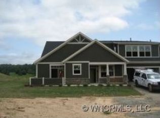 34 Brookstone Pl #T4, Candler, NC 28715