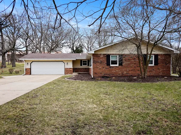 9893 Olcott Ave, Saint John, IN 46373