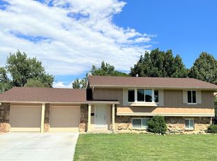 4034 Ridge Dr, Pueblo, CO 81008