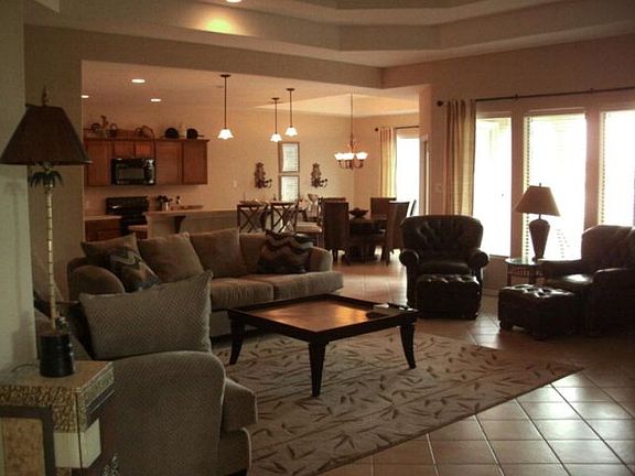 3rd image of 2 Hacienda Dr