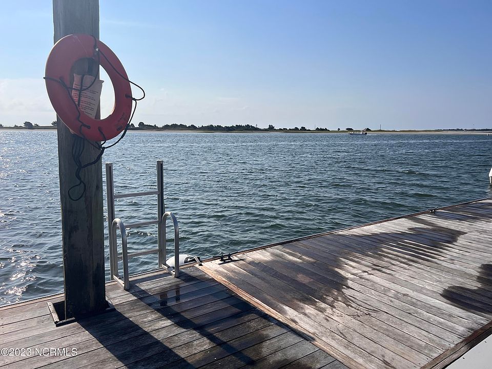 2nd image of 100 Olde Towne Yacht Club Drive #B18